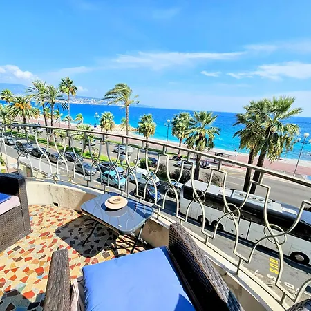 Διαμέρισμα Promenade Sea Front *